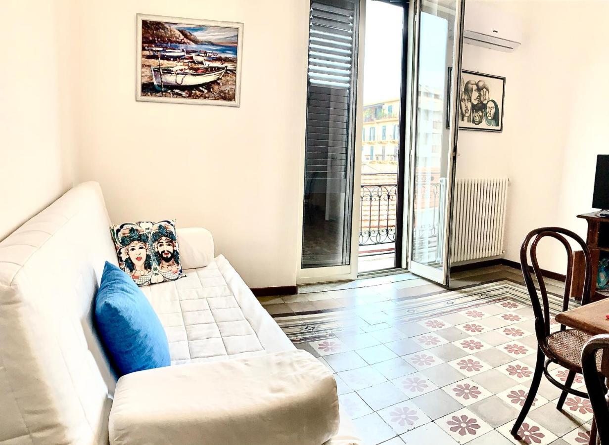 Suite Dreams Politeama ปาแลร์โม ภายนอก รูปภาพ