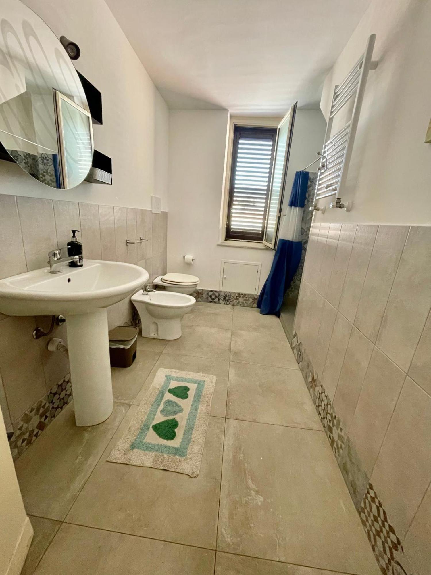 Suite Dreams Politeama ปาแลร์โม ภายนอก รูปภาพ
